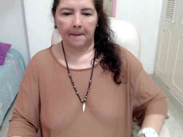 leonela-68 webcam