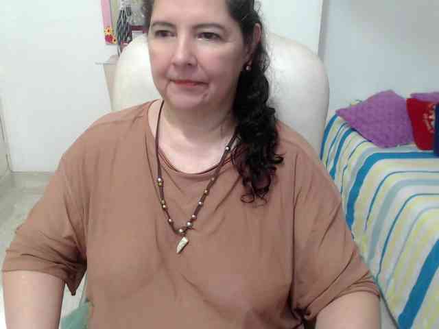 leonela-68 webcam