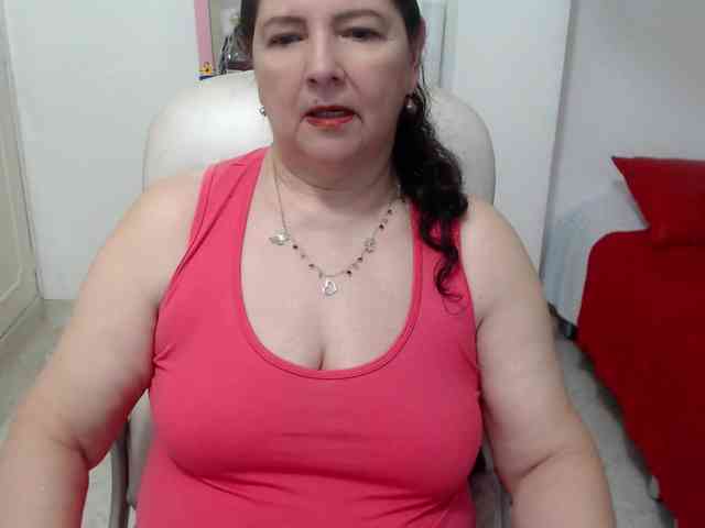 leonela-68 webcam