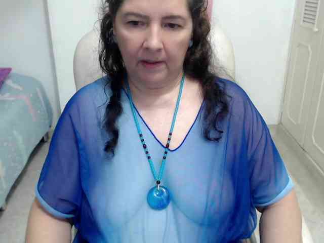leonela-68 webcam