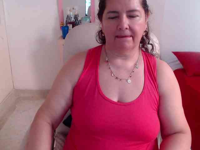 leonela-68 webcam