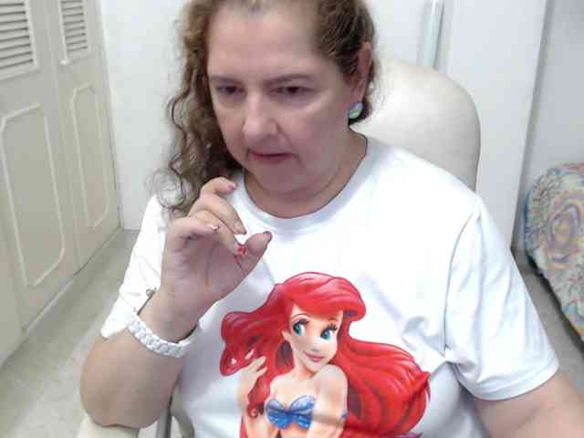 leonela-68 webcam