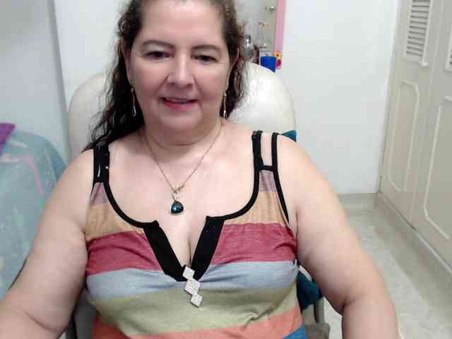 leonela-68 webcam