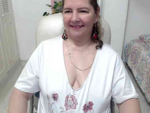 leonela-68 webcam