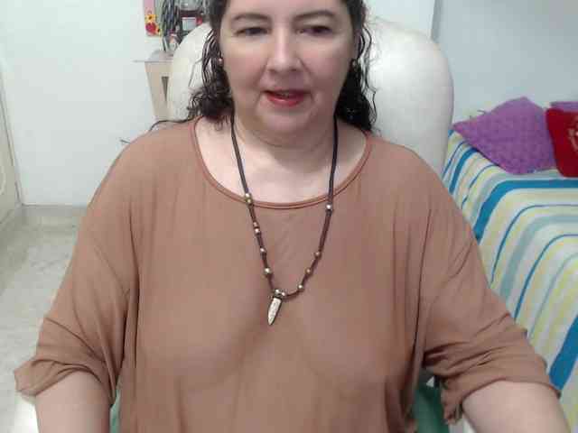 leonela-68 webcam