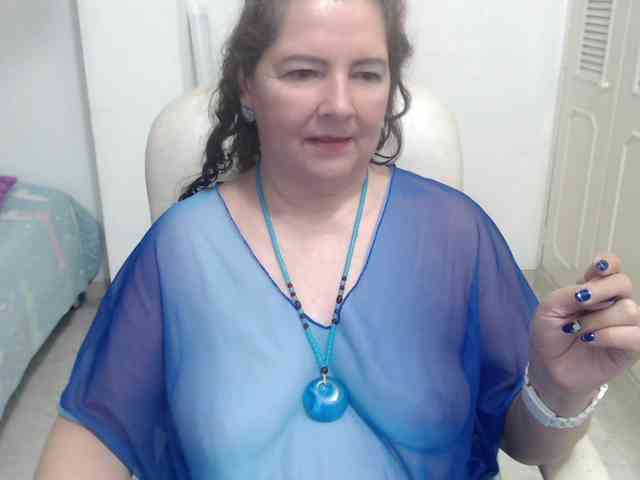 Model: leonela-68