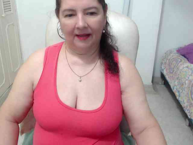 leonela-68