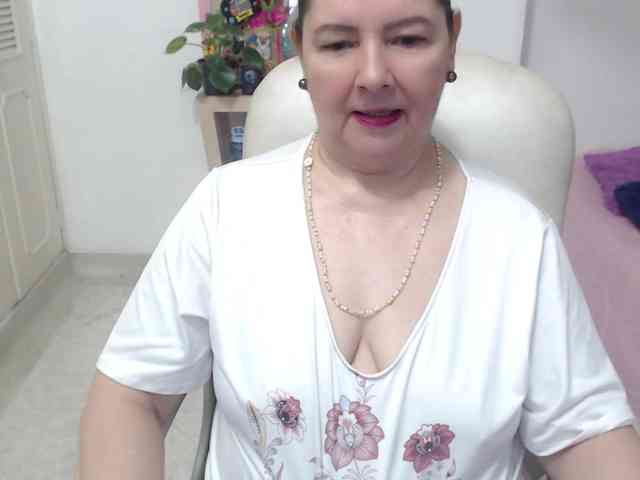 leonela-68 webcam