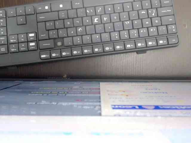 leonela-68 webcam