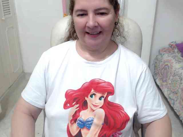 leonela-68 webcam