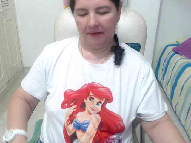 leonela-68