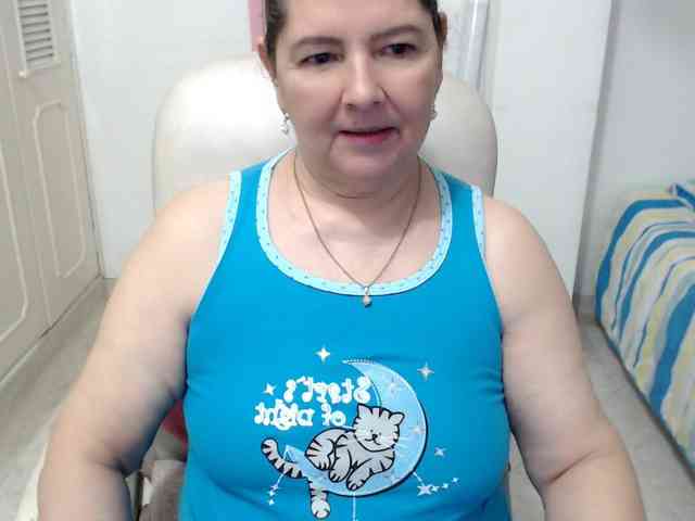 leonela-68 webcam