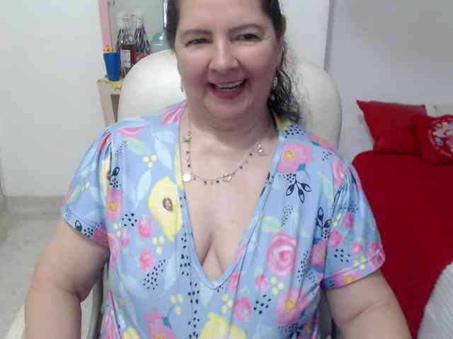 leonela-68