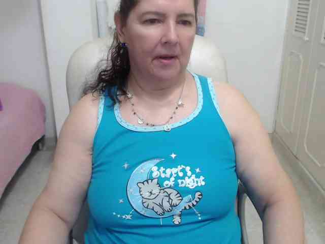 leonela-68 webcam
