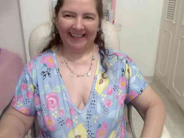 leonela-68 webcam
