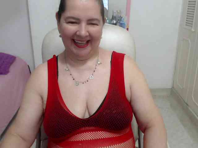 leonela-68 webcam