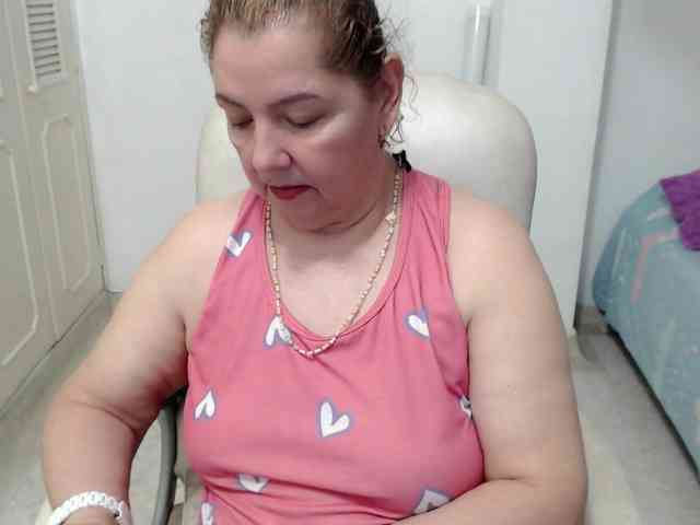 leonela-68