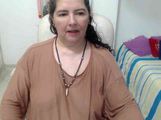 leonela-68 webcam