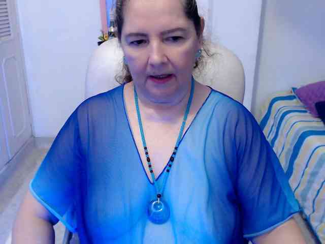 leonela-68