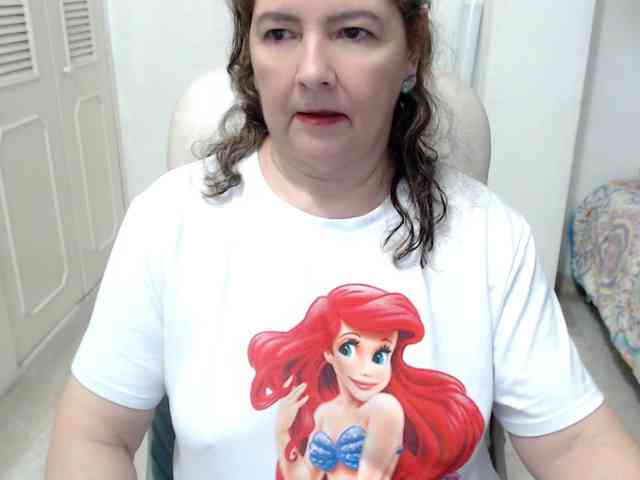 leonela-68 webcam