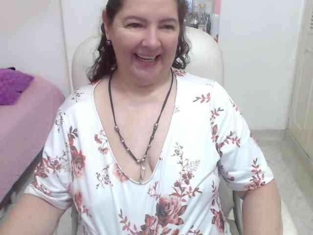 leonela-68 webcam