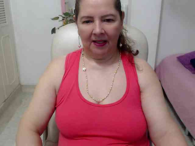leonela-68 webcam