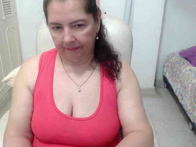 leonela-68