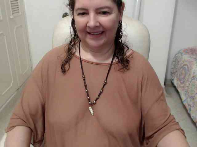 leonela-68 webcam