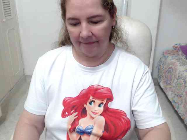 leonela-68 webcam