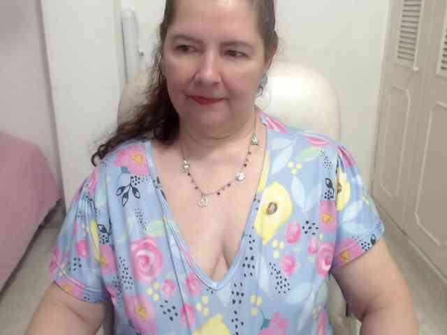 leonela-68 webcam