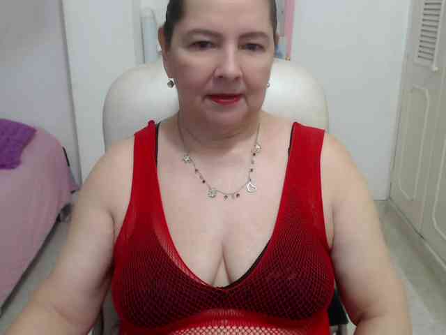 leonela-68