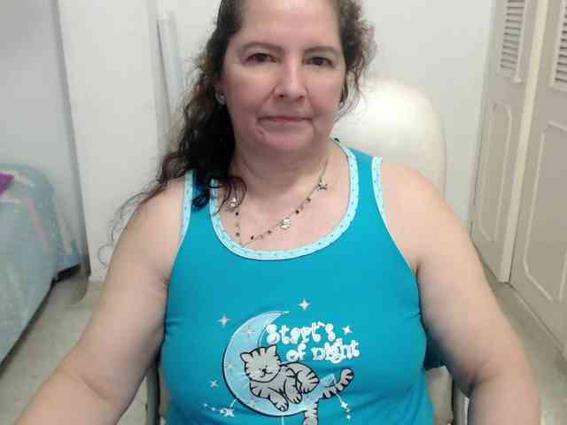 leonela-68 webcam