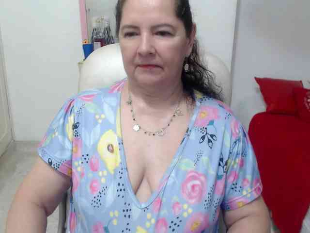 leonela-68 webcam
