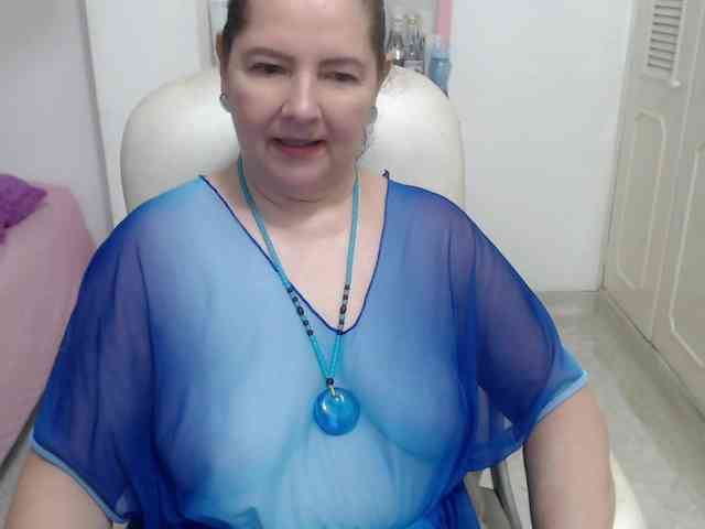 leonela-68 webcam