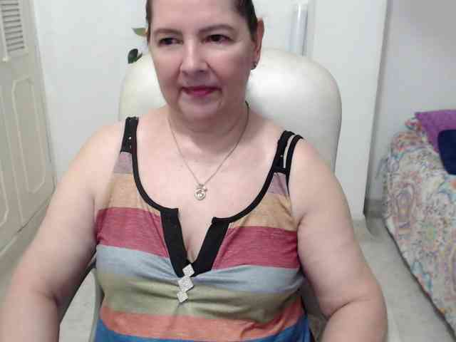 leonela-68 webcam