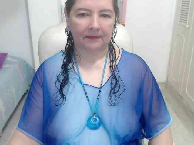 leonela-68 webcam