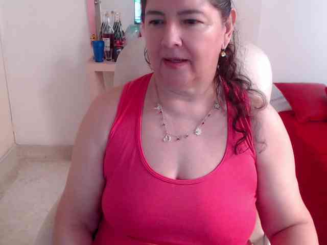 leonela-68 webcam
