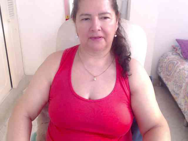 leonela-68