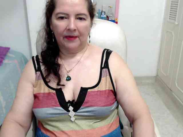 leonela-68 webcam