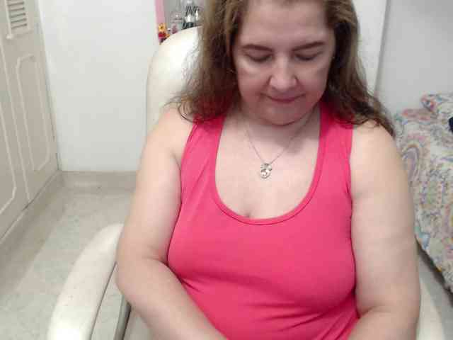 leonela-68 webcam