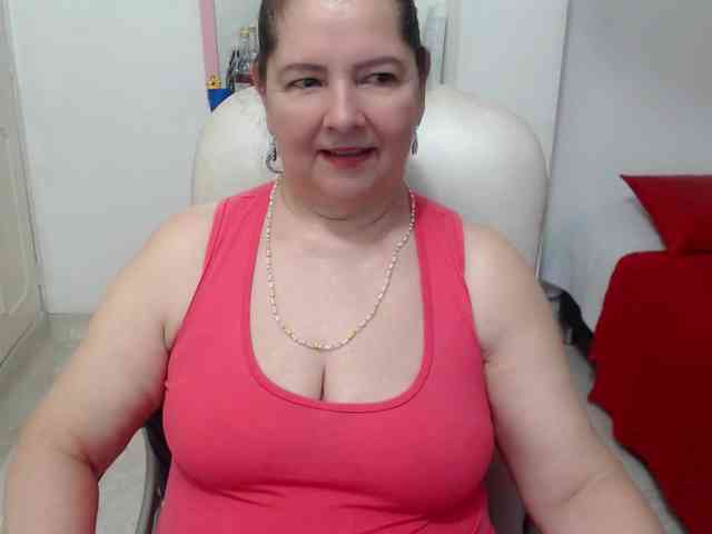 leonela-68