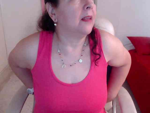 leonela-68 webcam