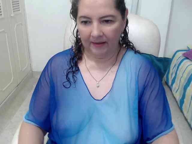 leonela-68 webcam