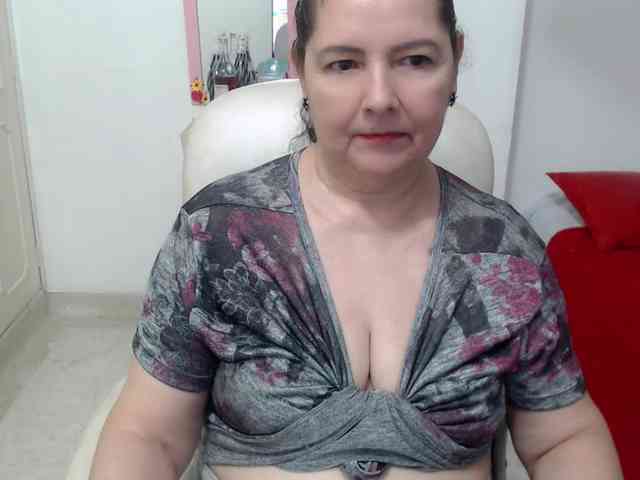 leonela-68