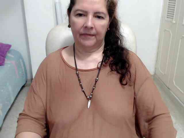 leonela-68 webcam