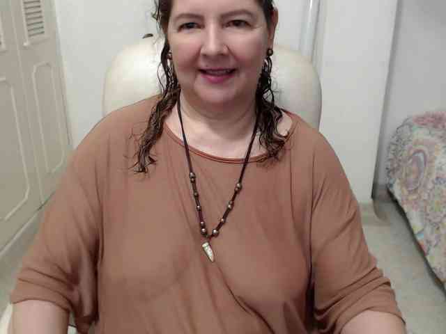 leonela-68 webcam