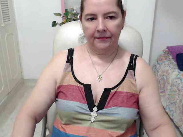 leonela-68 webcam