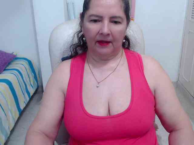 leonela-68 webcam