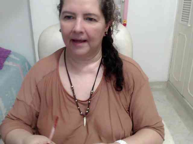 leonela-68 webcam