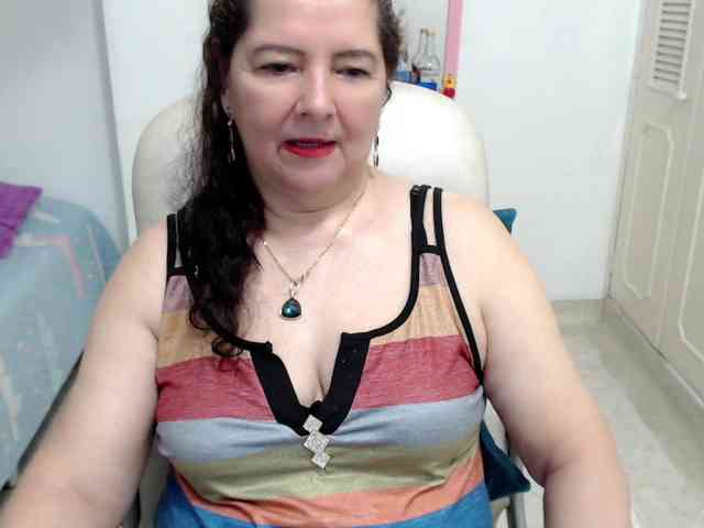 leonela-68 webcam